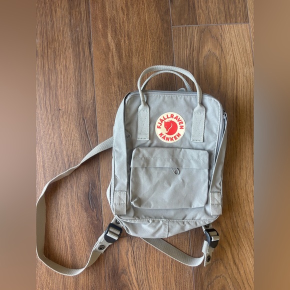 Fjallraven Kanken Mini Backpack Grey - Picture 2 of 4